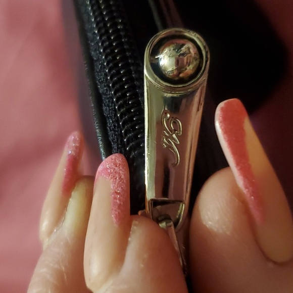 Crossbody Designed Bag - Picture 15 of 16